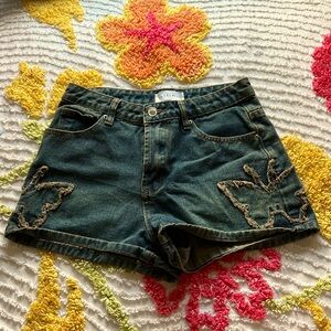 Bleached shorts, stretchy, worn twice